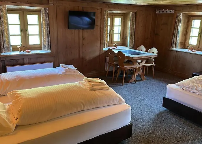 Tschuggen Värdshus *